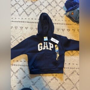 Navy baby gap zip up hoodie size 6 to 12 months - new with tag